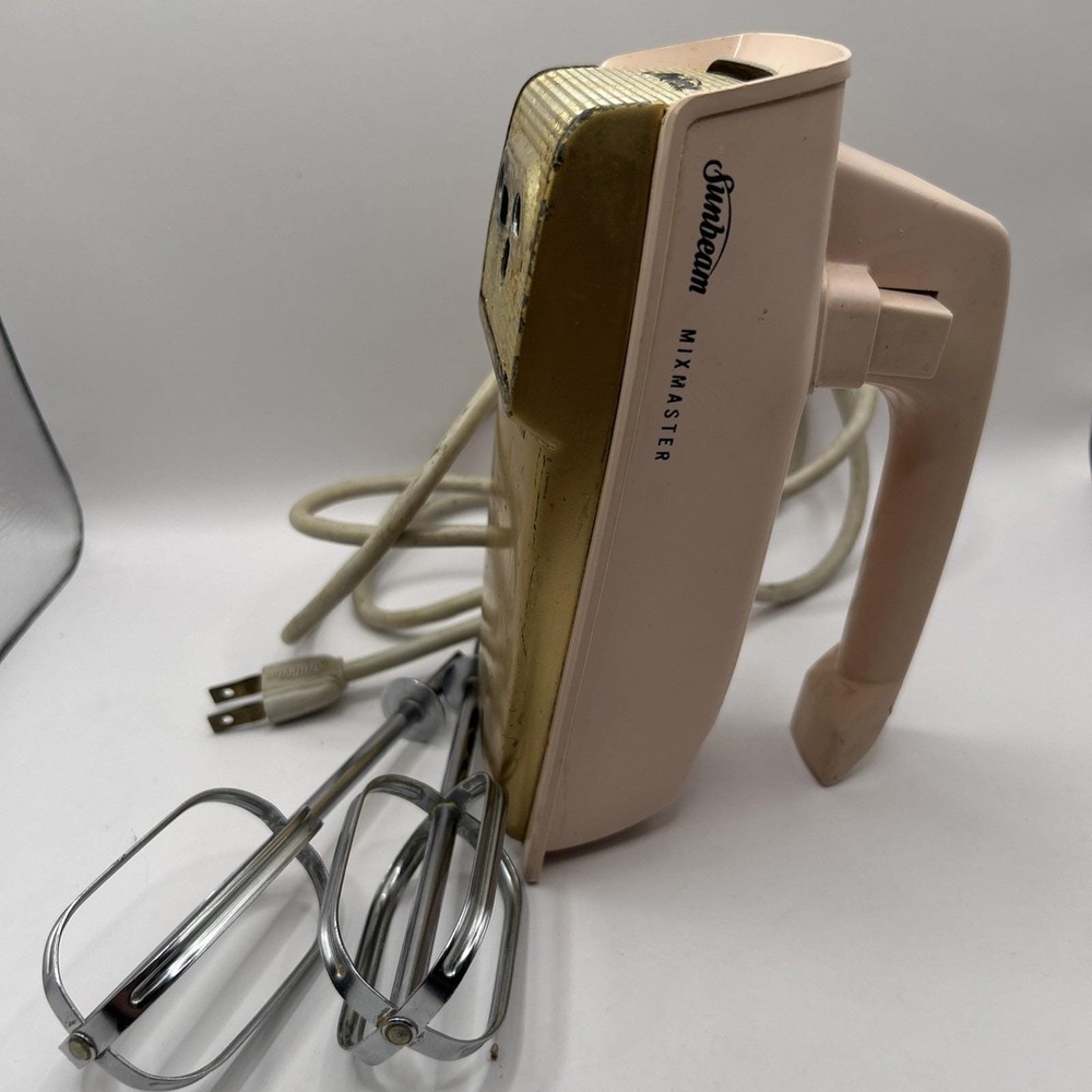 Vintage Sunbeam Mixmaster HM‑110 Hand Mixer Beige/Gold – Tested SEE DESCRIPTION